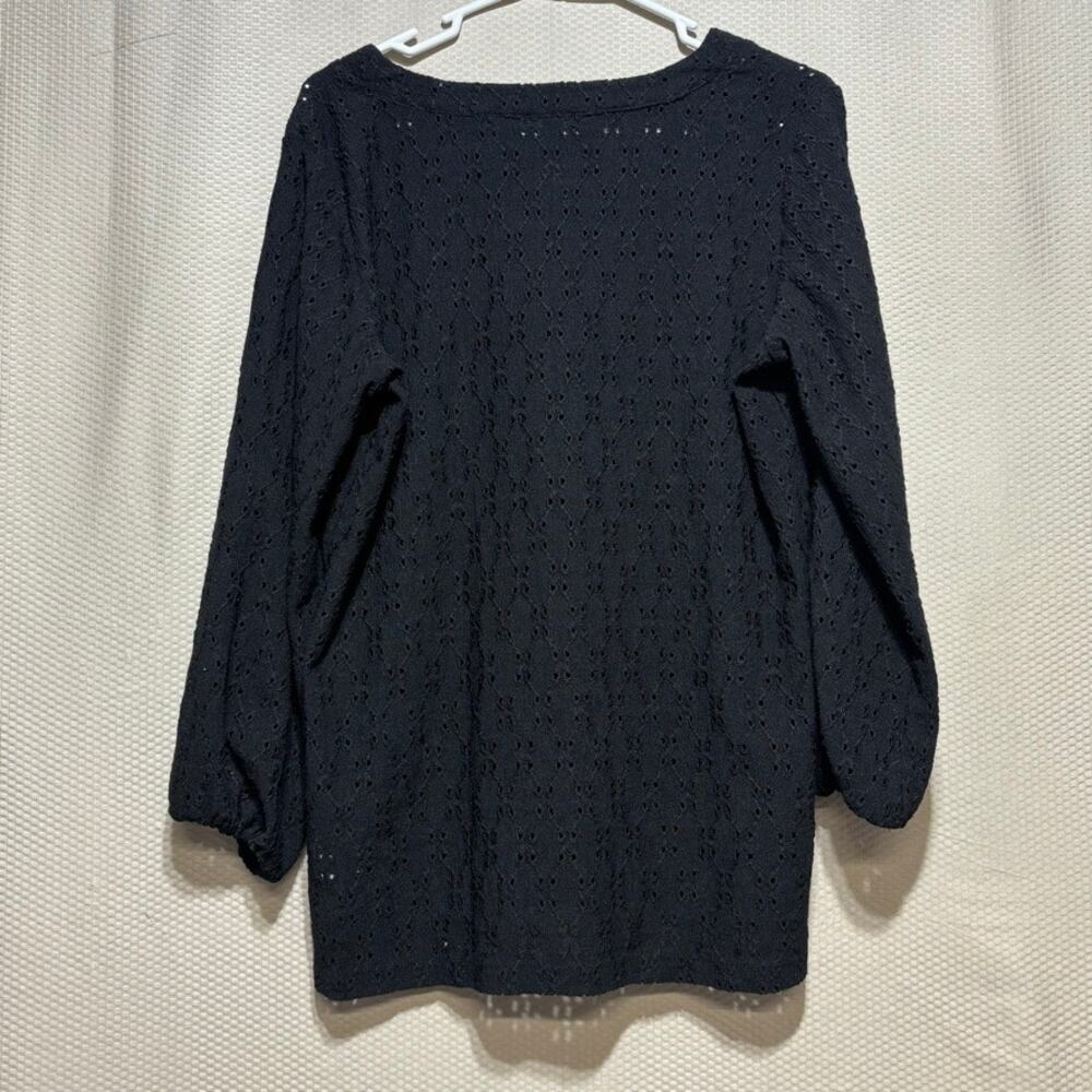 Susan Graver Passport Women's M Black Eyelet V-Neck Top Puff Sleeve Knit Coverup - Picture 8 of 8
